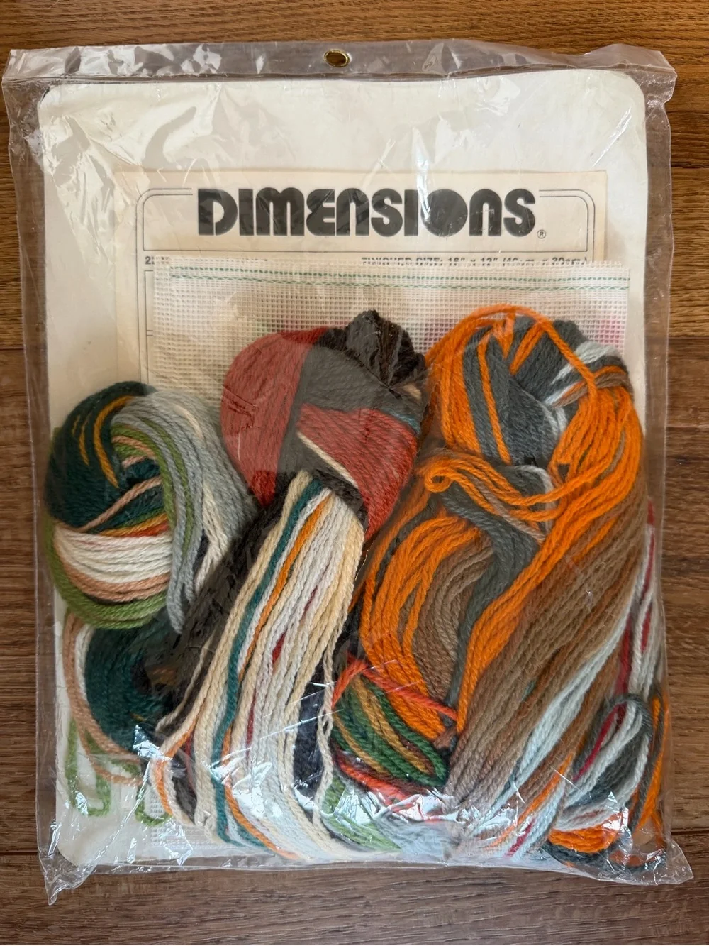 Dimensions nwt needlepoint